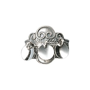 Ring, oksidert med skåler